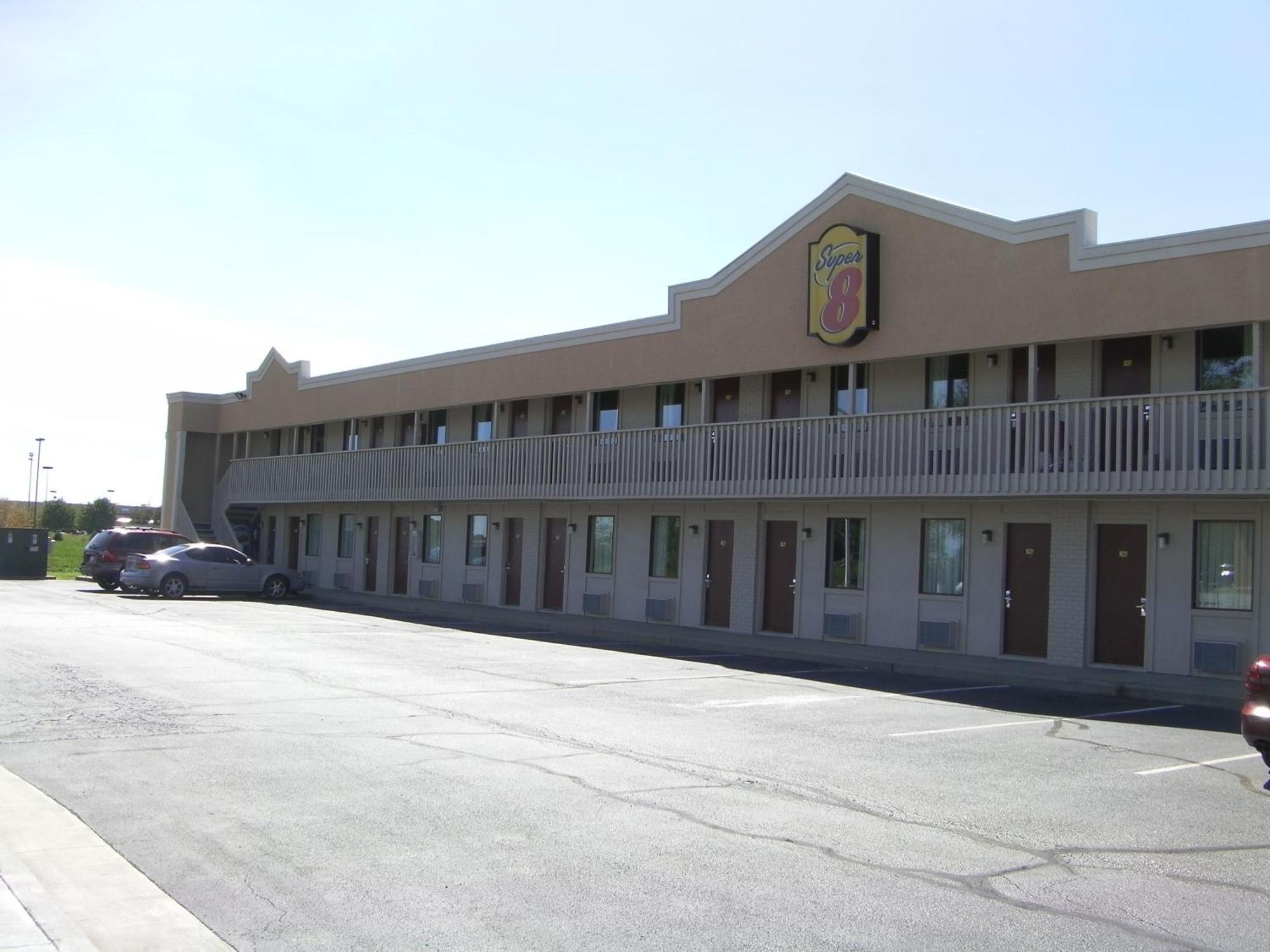 Super 8 By Wyndham Lafayette Motel Exterior foto